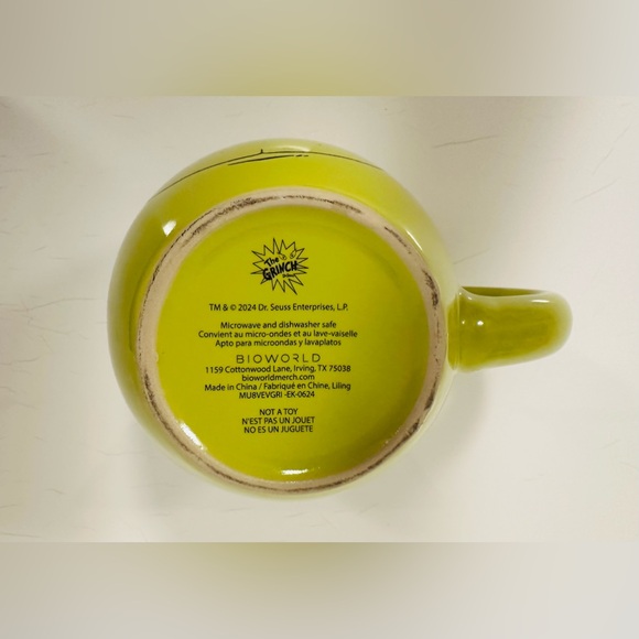 Dr Seuss The GRINCH
Green Grinch Face Naughty & Nice 18 Ounce Mug - Picture 7 of 7